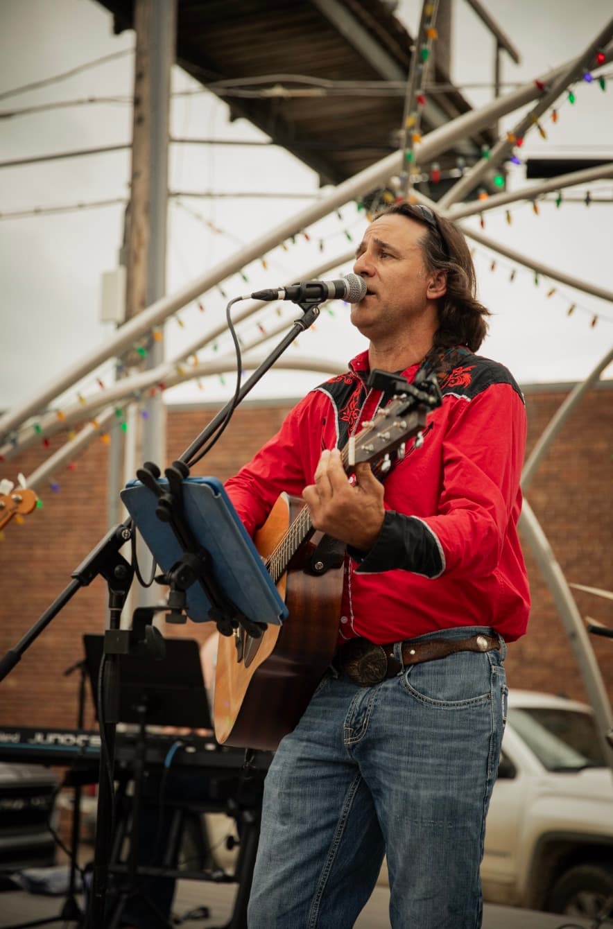 Daron Lacina, Queen City Songwriters Invitational artist