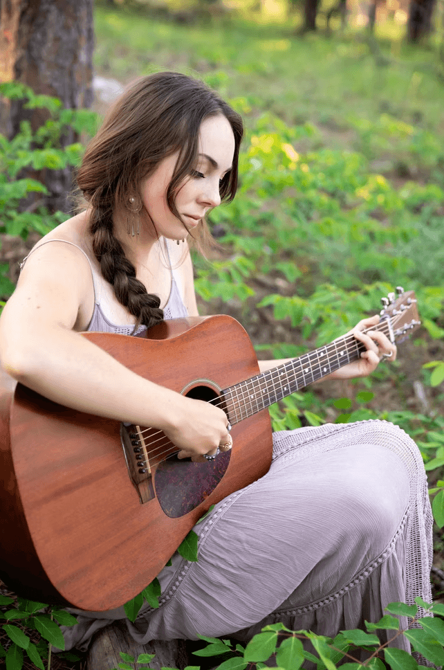 Lacy Hotchkiss, Queen City Songwriters Invitational artist